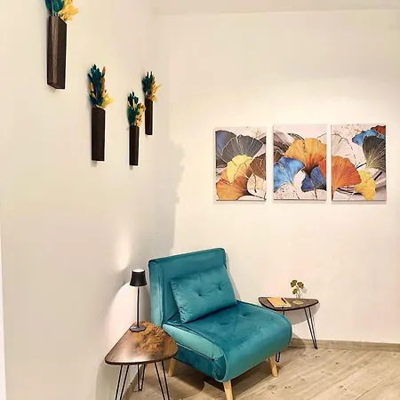 Апартаменты Maloma Intero Fronte Metro A