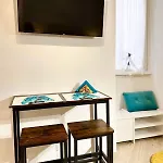 Maloma Intero Fronte Metro A Apartman *